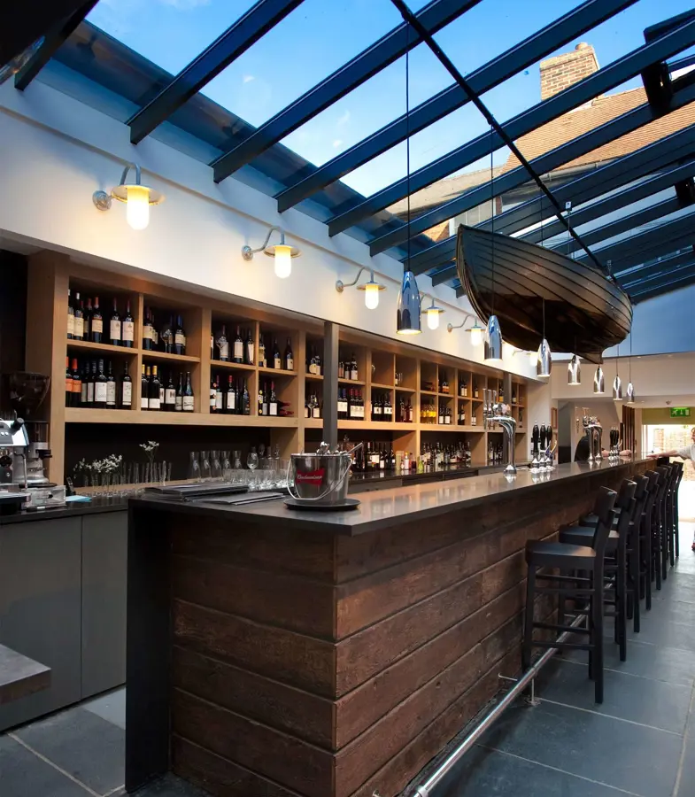 The Crown at Woodbridge - Bar